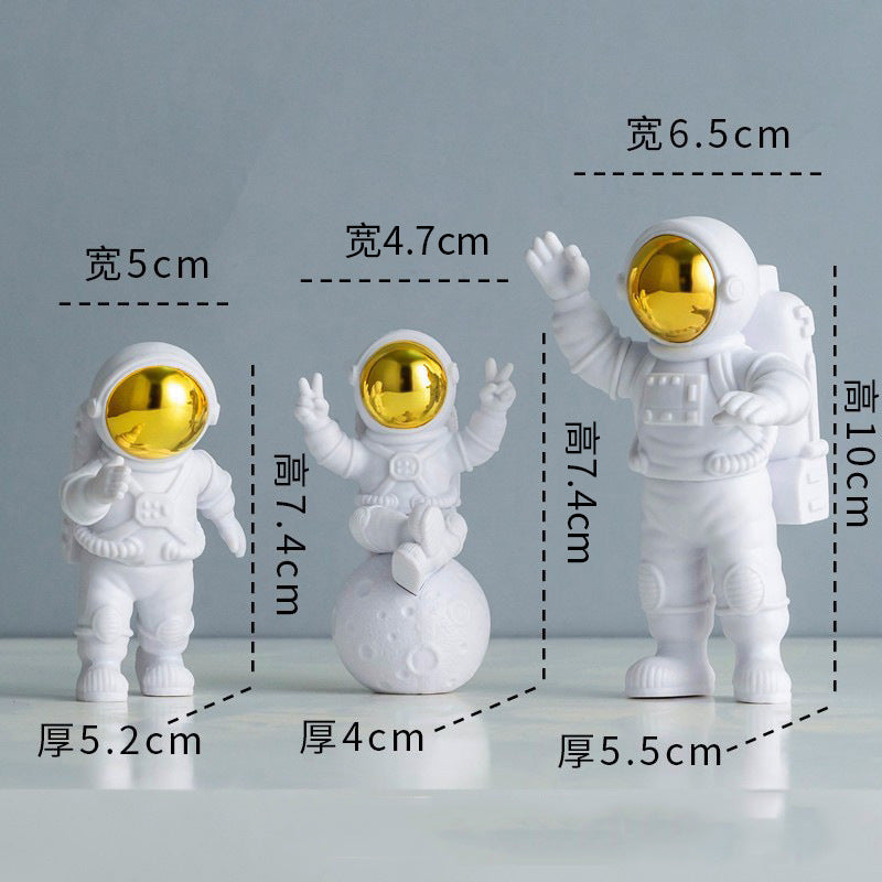 Wholesale astronaut hand model creative astronaut blind box decoration living room TV cabinet decoration birthday gift