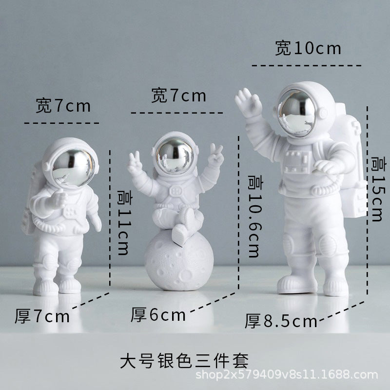 Wholesale astronaut hand model creative astronaut blind box decoration living room TV cabinet decoration birthday gift