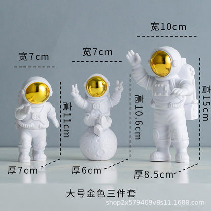 Wholesale astronaut hand model creative astronaut blind box decoration living room TV cabinet decoration birthday gift